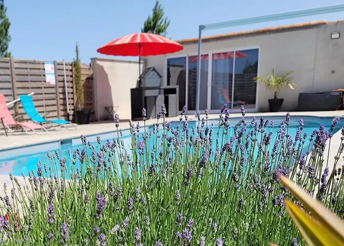 La Pool House Panzió